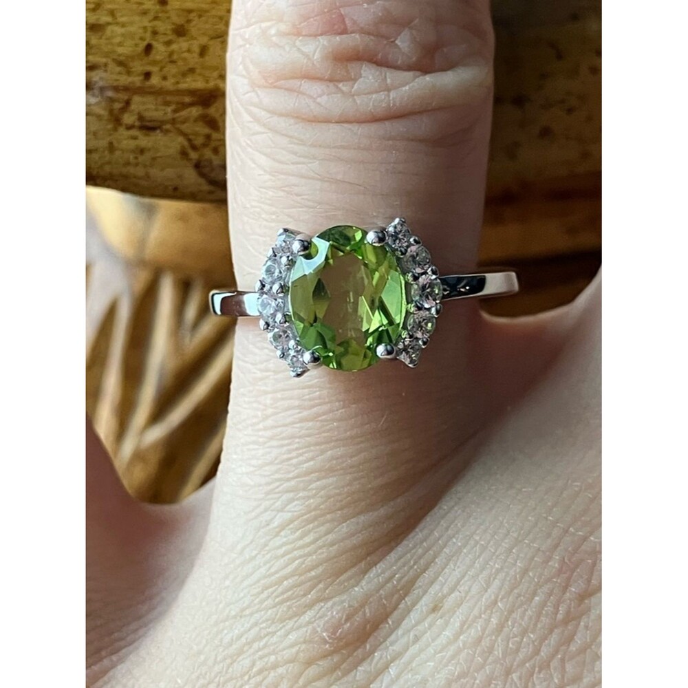 Natural Peridot Sterling Silver Ring Size 6.75